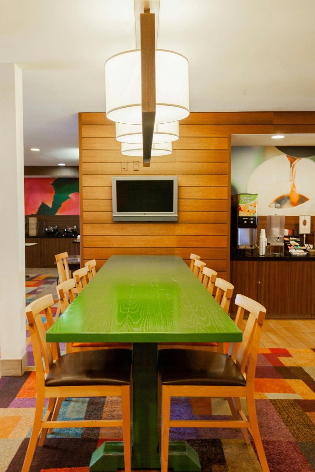 Fairfield By Marriott Hotel 3*